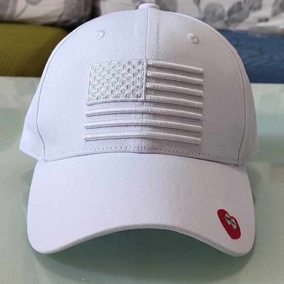Crazy Hearts Designs 3D Embroidered " American Flag " Hat in White - Picture 1 of 3